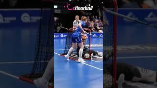 cheeky goal by SC Classic's #efloorball #innebandy #salibandy #floorball #floorball