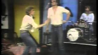 Comedy - Chevy Chase Young Comedians - Blind Host Introduction Routine imasportsphile