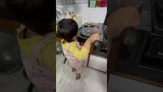 Cuty Rasbhari Making Brade in Kitchen | Indian Pilot Ritu Rathee | #Shorts