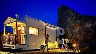 NIGHT CAMPING WITH A CARAVAN | OPEN AIR CINEMA UNDER THE STARS