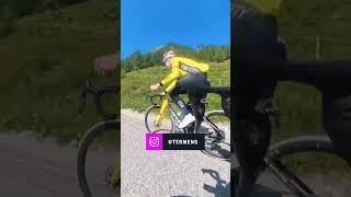 What a brilliant moment between a fan and Jonas Vingegaard 