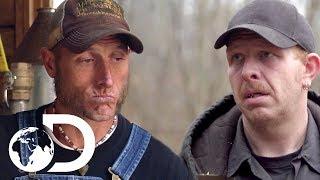 3 Moonshiners Nearly Caught! | Moonshiners