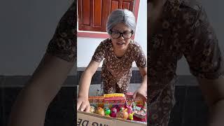 Khi tôi xuyên không đến thế giới tiêu tiền bằng bìa cát tông | Tippi Vips #tippitv #tippivips