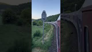 Very long passenger train  ▶ 