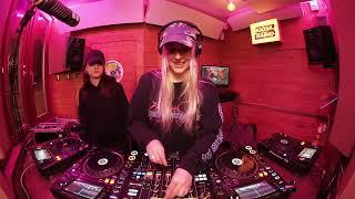 Burenhinder w/ waltur b2b LOLALITA @ Kiosk Radio 07.12.2023.mp4