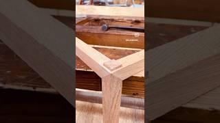 돌출형 삼방연귀_이방연귀_짜맞춤 #woodworking #joinery #짜맞춤 #목공예