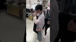 36岁,北漂单身独居男演员,一个人的端午节是怎么度过的。一个人的独居单身生活大部分的时候都很爽,自由自在想干嘛干嘛。只是每当到了节日的时候,看到大家都有家人爱人在身边陪伴,心理就会有一丝孤独