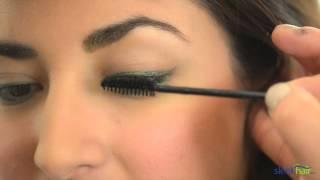 A Touch of Green - How to wear green on your eyes