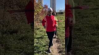 Персональная тренировка с инструктором скандинавской ходьбы.