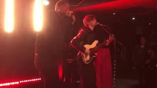 JUNIOR BRIELLE ”Säg aldrig ditt namn” (live @ Lilla Hotellbaren April 12, 2018