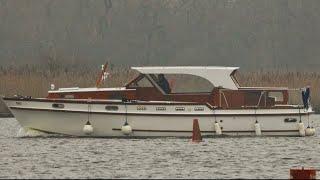 Trying to film boats in the middle of Winter in the rain