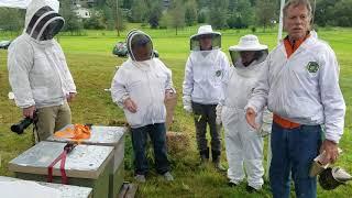 Hive Inspection and Mite Count with Randy Oliver and Anne Marie Fauvel