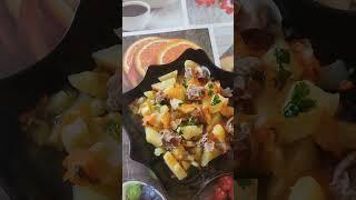 Соус из картошки и куриных желудочков