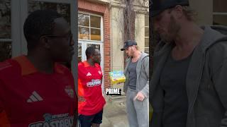 Deji tries NEW Sour PRIME Flavour! #deji #ksi #drinkprime #loganpaul #prime #lunchly #shorts #sour