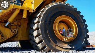 Top 10 Enormous Heavy-Duty Coal Mining Equipment!