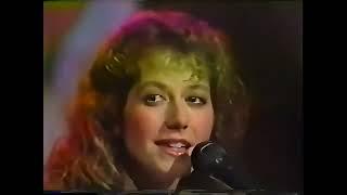 Amy Grant - Angels And Father's Eyes - Live - (1984) - On Hee Haw - (2K Full HD)