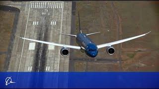 Boeing Vietnam Airlines 787-9 Dreamliner Vertical Takeoff & Steep Turns 2015 Paris Air Show Prep