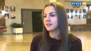 Красотка из "Танцев" Юлиана Бухольц не видит мужчин среди участников шоу