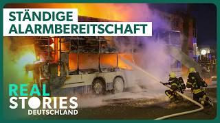 Überlastet und unterschätzt? Im Einsatz mit Münchens Feuerwehr | Doku | Real Stories DE