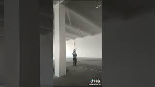 Безвоздушный окрасочный шпаклёвочный аппарат. Ссылка в описании
