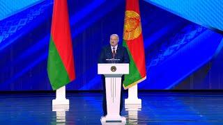 Лукашенко: Лучше я вам об этом скажу! Это совсем свежая новость! // Речь в День единства