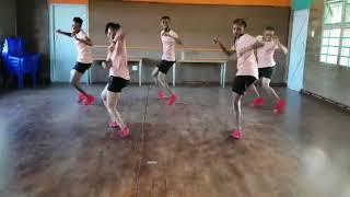 Fantastic Crew Dancers