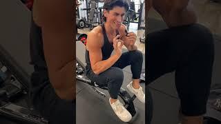 16/5/25 shoulders and arms