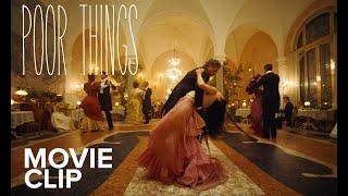 POOR THINGS | “Dancing Scene” Clip | Searchlight Pictures