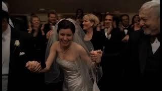 Sopranos - automobile robbery at the wedding of Dr. Fried's daughter (All Happy Families)