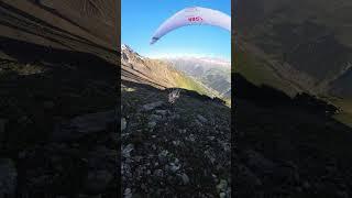 Paraglidingstart at the Bietschhornhut