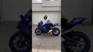 Yamaha R1 2022 Akrapovic Sound #r1 #yamaha #shorts #viral