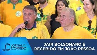 Jair Bolsonaro é recebido em João Pessoa para reforçar campanha de Marcelo Queiroga