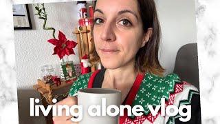 Living alone vlog #17 | getting ready for the new year: romanticizing life, decluttering, decorating