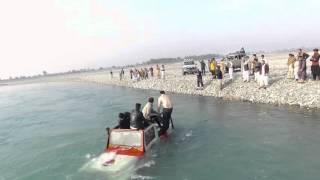 Frontier 4x4 Club - Indus river water cross 2016