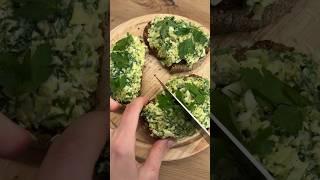 Avo/egg toast#toast #avocadosandwich #shortsvideo #shortsyoutube #avocado #egg