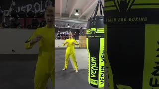 Come tirare un CALCIO DEVASTANTE nel Jeet Kune Do #erwin #jkd