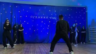 ФЛЕШМОБ~танец на осенний праздник #флешмоб #танцы #осень