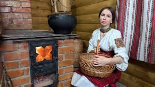 Mountain village life like 200 years agо. Cooking drinkable Borscht with smoked ribs and milk