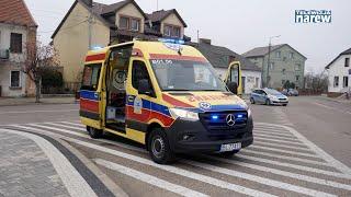 Ambulans typu "P" marki Mercedes na dyżurze w Stawiskach