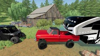 Campers find abandoned barn with teleporter and ALIENS | Farming Simulator 22