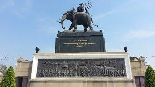 พระบรมราชานุสาวรีย์พระบาทสมเด็จพระพุทธยอดฟ้าจุฬาโลกมหาราช Royal Monument King Rama the Great skyline