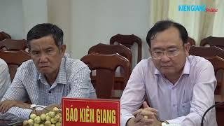 Báo Kiên Giang và huyện Giồng Riềng ký kết phối hợp tuyên truyền