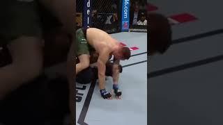 Israel Adesanya vs Daniel Cormier ….. who did it better?  #ufc #mma #fighting #israeladesanya