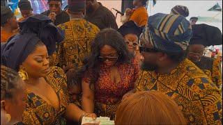 BIMBO THOMAS SPRAYED AREMU AFOLAYAN AT HIS LATE MOM BURIAL