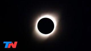 Eclipse total de Sol como nunca lo viste - [ECLIPSE COMPLETO]