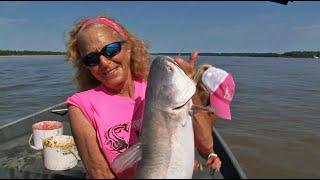 Juggin' for Catfish on the Mississippi River