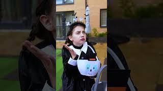 How to Trick or Treat Without Leaving the House #halloween #funny #elinafuntubefamily