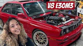 Meine Frau arbeitet an meinem BMW E30M3!!