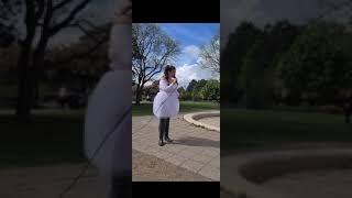 Women in White Vivian