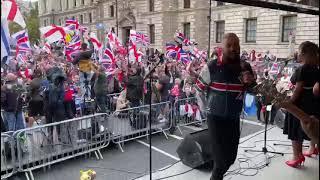 The moment Jerusalem was sung by 100k patriots in London